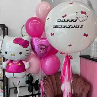 картинка Hello Kitty с букетом розовых шаров и большим "двойным" шаром магазин Одежда+ являющийся официальным дистрибьютором в России 
