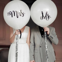 Большой шар Mrs. & Mr.